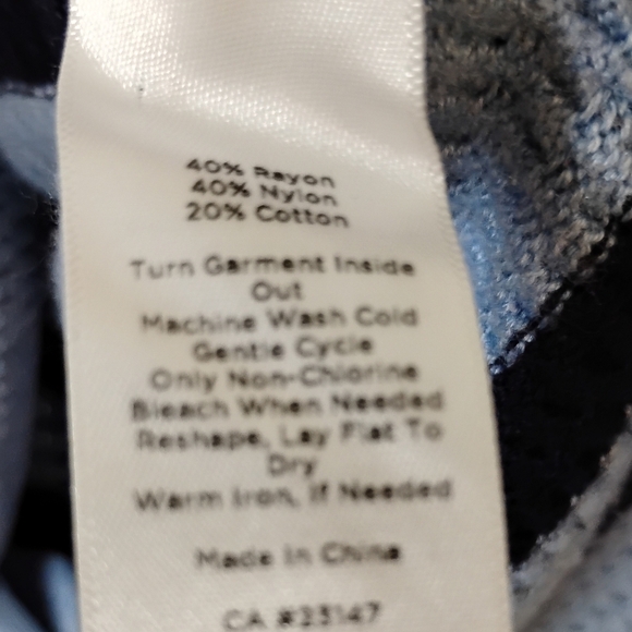 Talbots Waffle Knit Striped Sweater Medium Blue Black Button Side Preppy Coastal - Picture 7 of 7